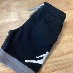 EUC Boys Nike Air Jordan Sweat‎ shorts with Pockets